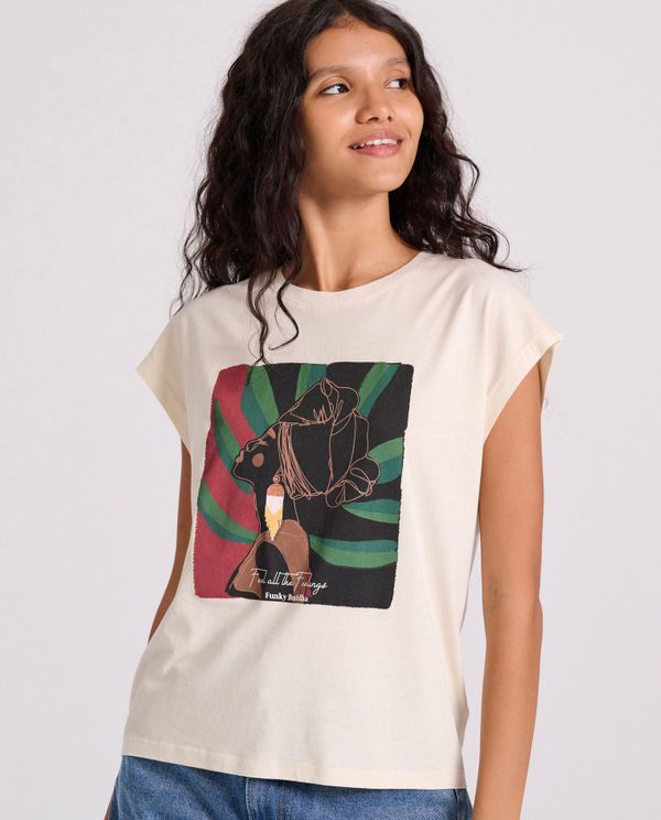 Γυναικείο t-shirt με τύπωμα σε boho look