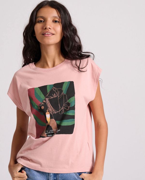 Γυναικείο t-shirt με τύπωμα σε boho look