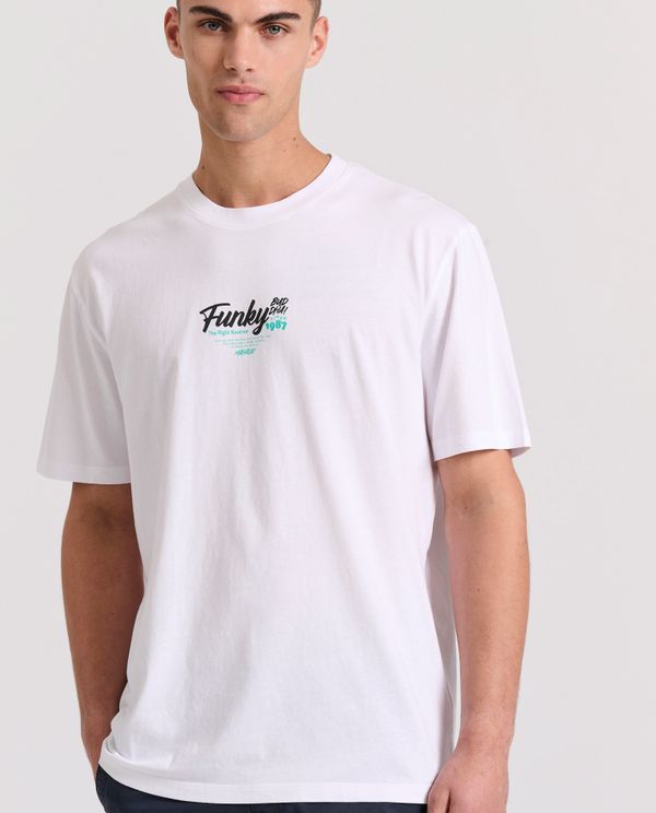 Relaxed fit t-shirt με surf τύπωμα στην πλάτη